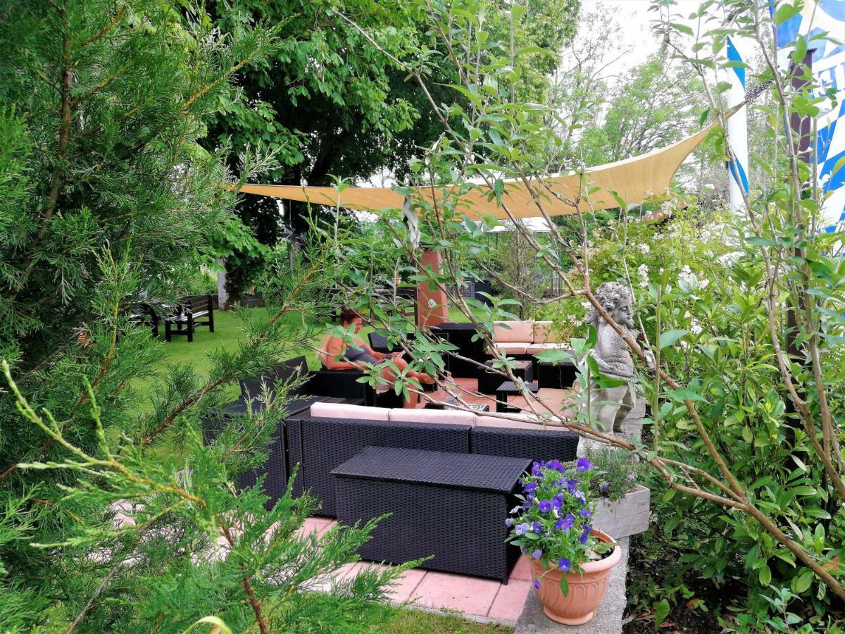 Landhotel Roemerkessel Fuchstal Bagian luar foto